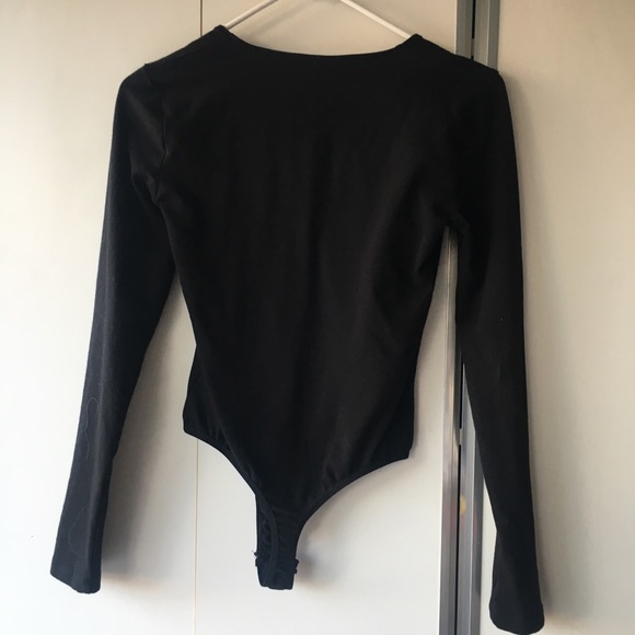 ✨NASTY GAL BLACK BODYSUIT✨ - Picture 3 of 4